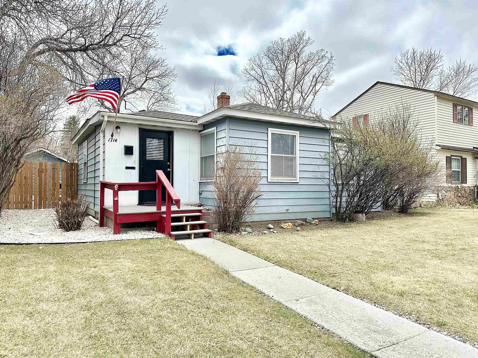 3 bed, 2.0 bath, 1740 sqft, $1,800 — Photo 1