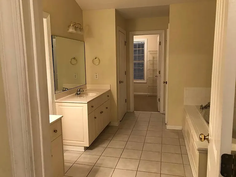 506 Eagle Pointe Dr — Photo 17