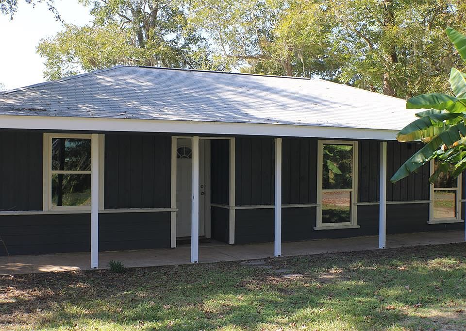 1st image of 290 E Taylor Lake Cir