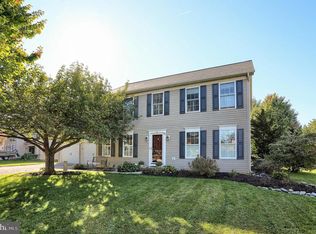 25 W Eppley Dr, Carlisle, PA 17015