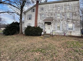 31 Charlestown Rd, Washington Boro, PA 17582