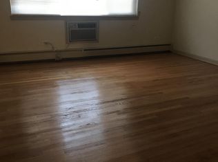 2108 S 17th Ave APT 2W, Broadview, IL 60155