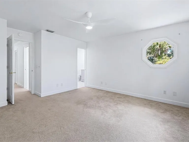 1351 Dixie Lee Ln — Photo 20