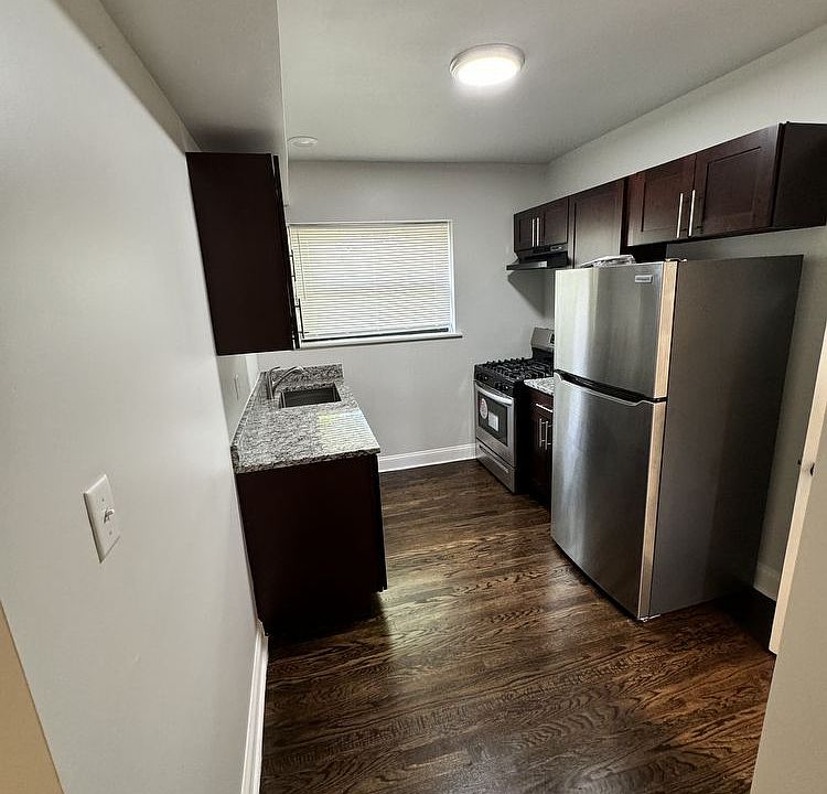 1st image of 7201 S Dorchester Ave APT 2