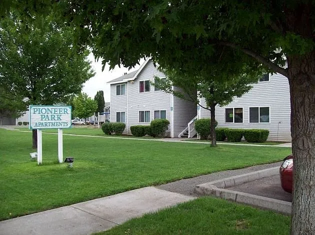Pioneer Park Apartment