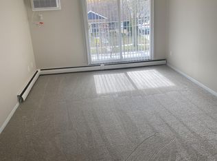 10300 W Dean Rd #203, Milwaukee, WI 53224