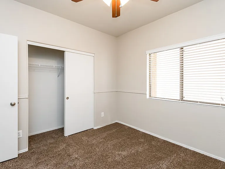 10036 E Capri Ave — Photo 12