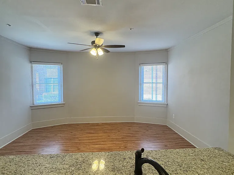 519 E Capitol Ave #1C — Photo 26