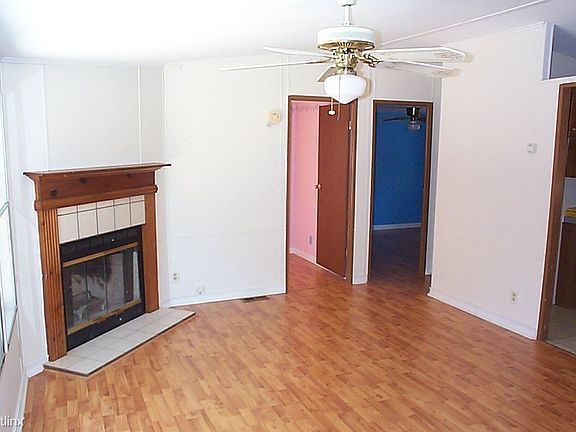 Pond Branch Family Room