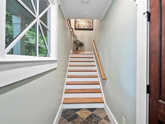 2nd image of 1065 Washita Ave NE #B