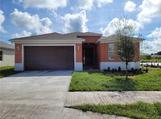 1077 Hamilton St, Immokalee, FL 34142
