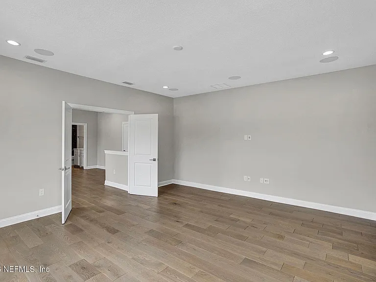 11476 Madelynn Dr — Photo 22