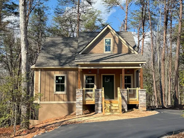 18 Creek Bend Point, Cleveland, GA 30528