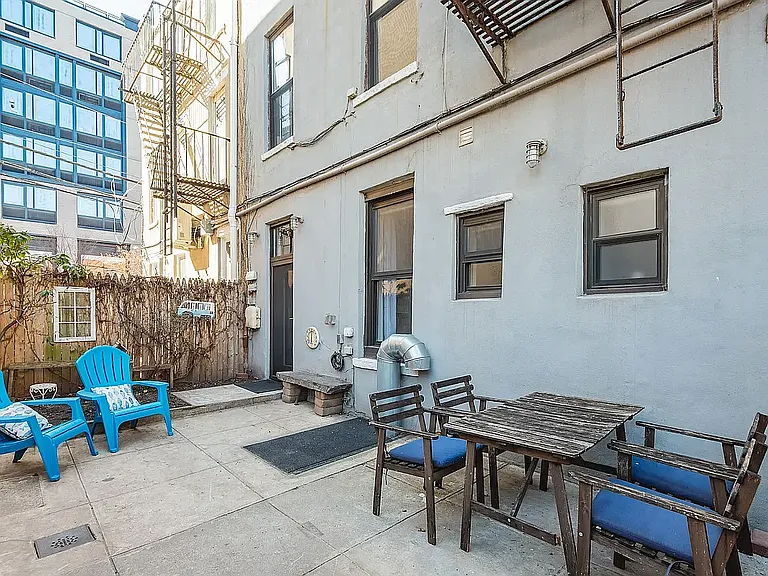 58 Huron St #1 — Photo 8
