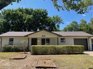 1929 S Gum Ave, Broken Arrow, OK 74012