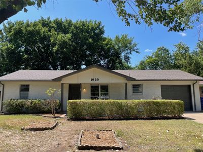 1929 S Gum Ave, Broken Arrow, OK, 74012