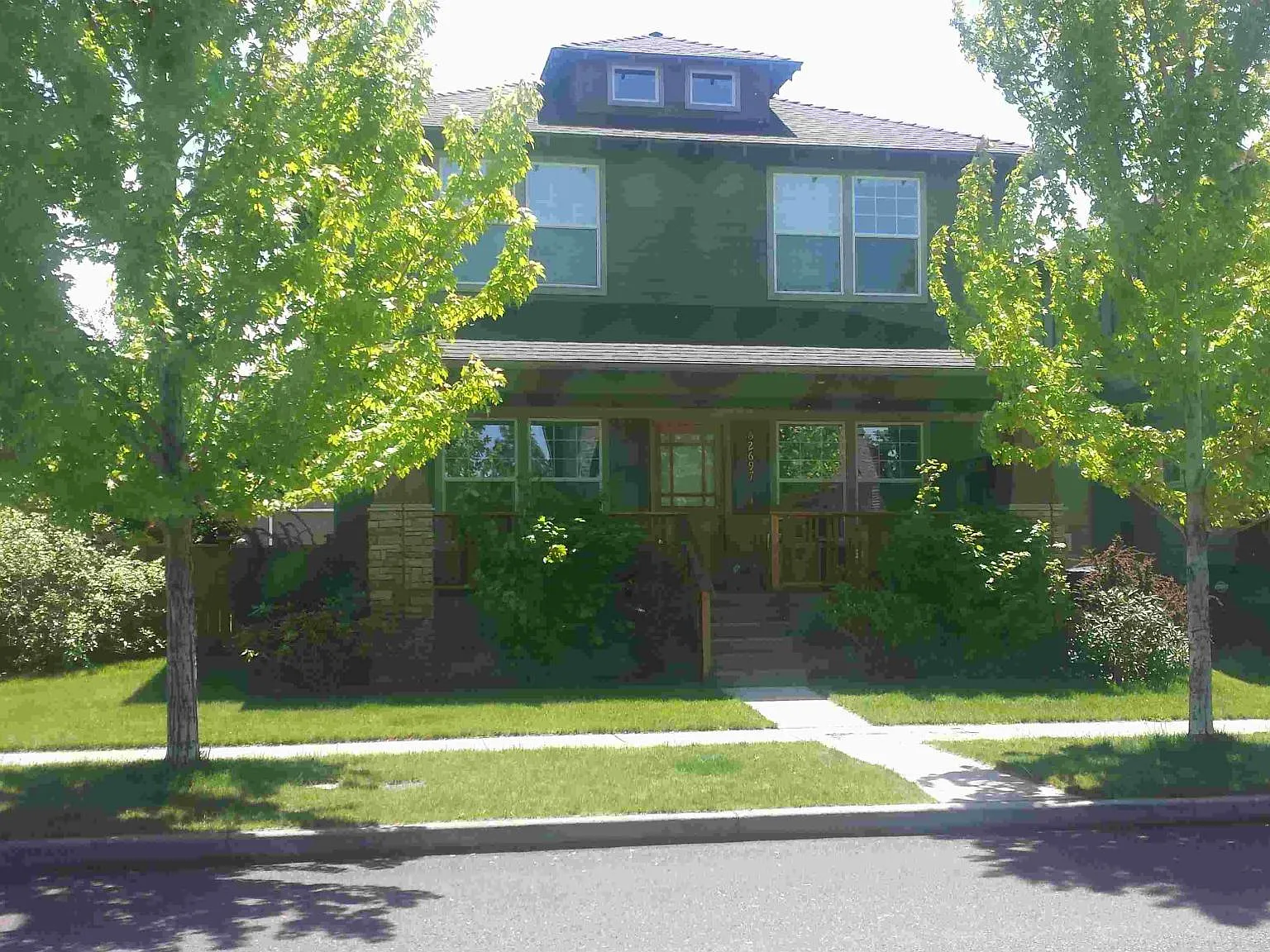 3 bed, 2.5 bath, 1782 sqft, $2,850 — Photo 2