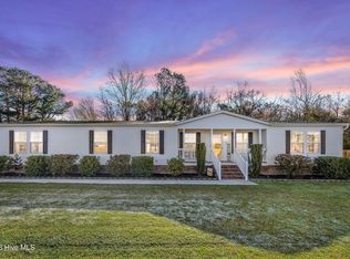 101 R & B Ct, Chinquapin, NC 28521