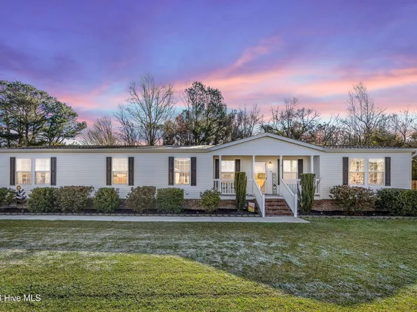 101 R & B Court, Chinquapin, NC 28521