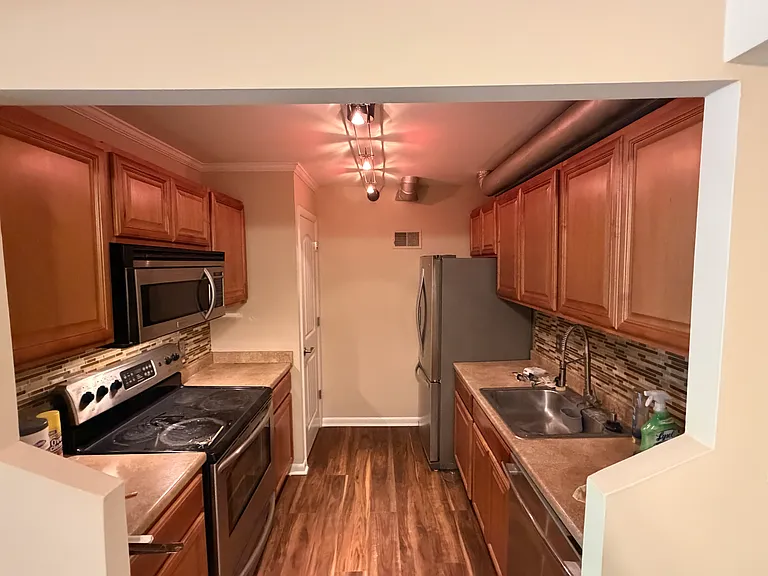 2119 Turtle Run Dr #8 — Photo 11