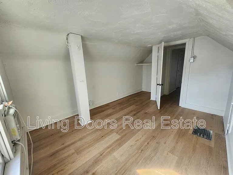 843 New Hampshire St — Photo 13