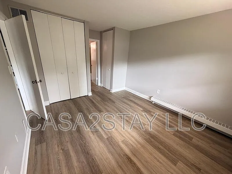 1 bed, 1.0 bath, $645 — Photo 4