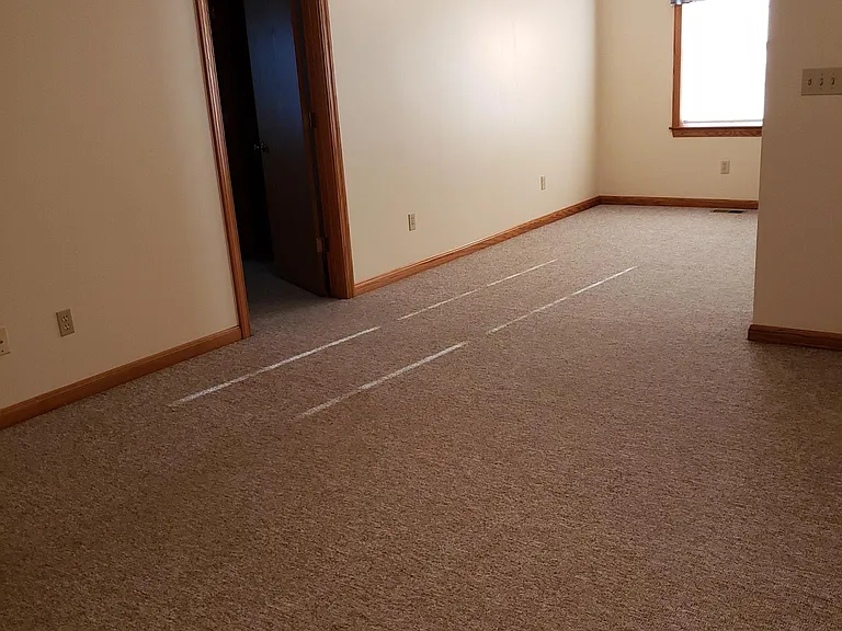1346 Kundeck St — Photo 24