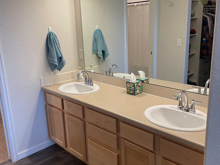 2215 Owens Ave #202 — Photo 21