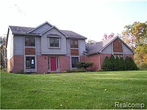 2292 Pepperidge Trl photo 1