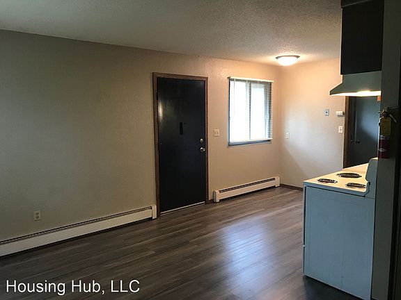 4th image of 96 Arlington Ave W #8406951