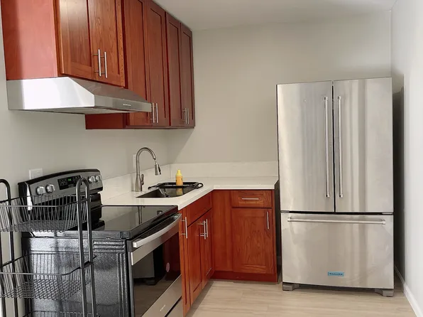 2896 Kalihi St, Honolulu, HI 96819