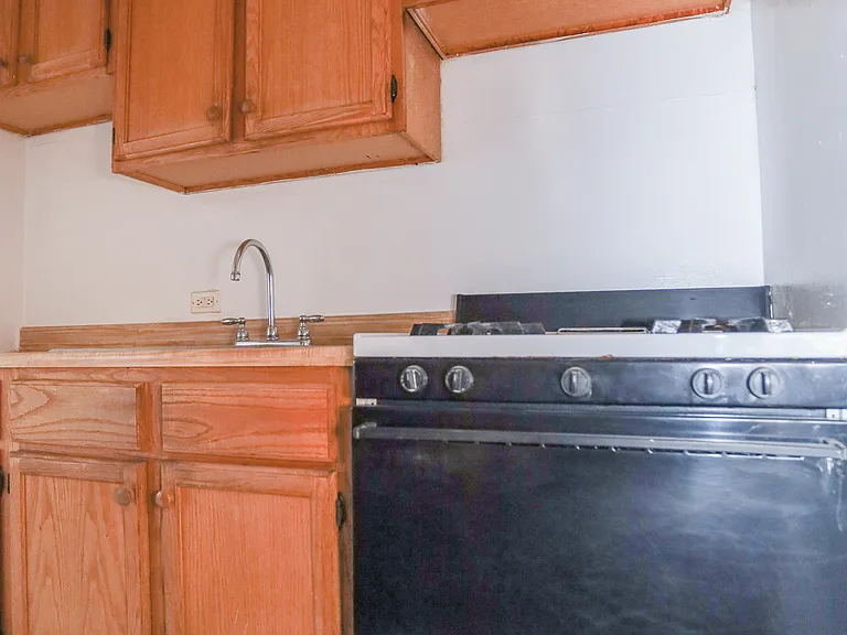 5653 N Christiana Ave #3W — Photo 6