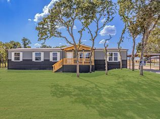 242 Huddleston Rd, Sunset, TX 76270