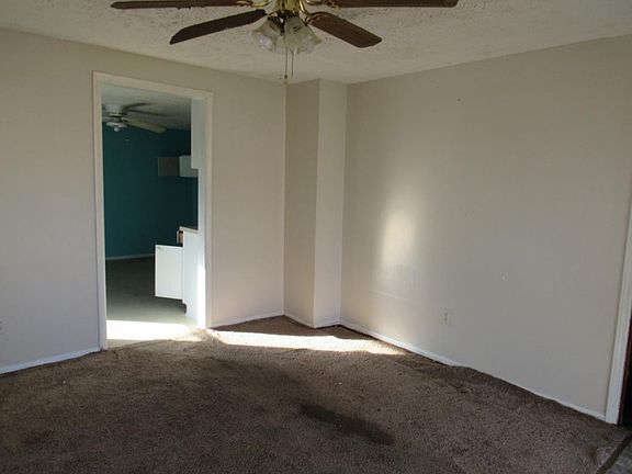 4th image of 126 Tennessee St