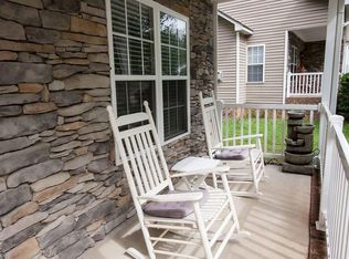 1801 Savannas Run Dr, Greensboro, NC 27405