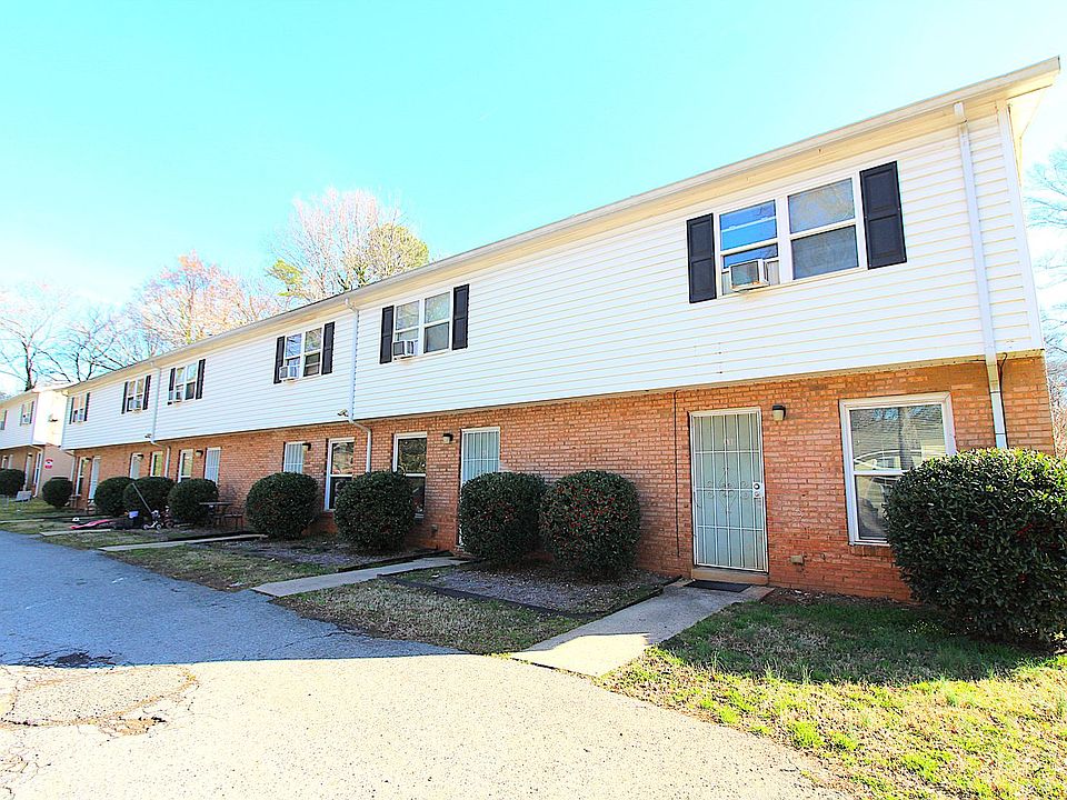 1st image of 2608 Hemphill St APT A1