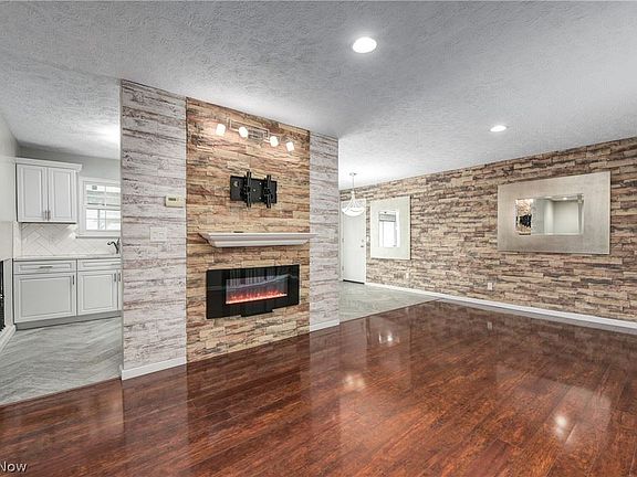 4th image of 4000 Caferro Ave