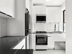 1875 Lexington Ave