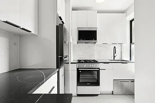 1875 Lexington Ave Photo 1
