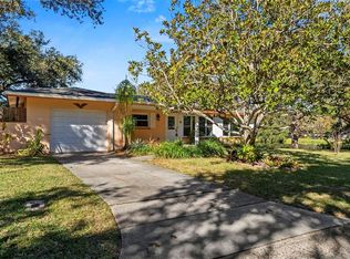 546 Forest Pkwy E, Largo, FL 33771