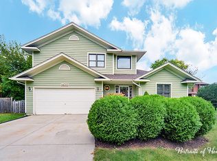 1400 Comanche Dr, Bolingbrook, IL 60490