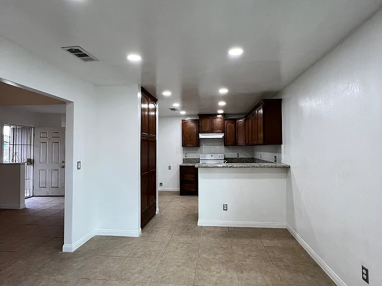 1208 McDonald Way #A — Photo 7