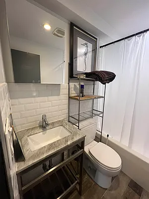 Rented by Delmark Realty LLC | media 48