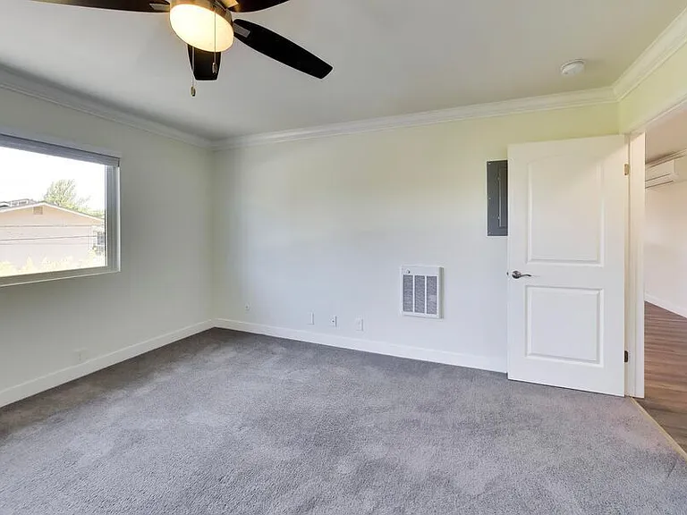 1662 Hollenbeck Ave #19 — Photo 9