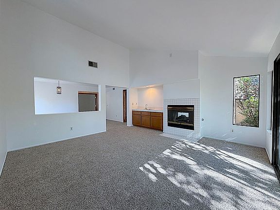 5th image of 1548 Vallecito