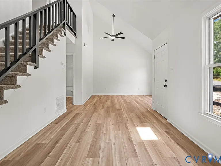7309 John Elizabeth Pl — Photo 10