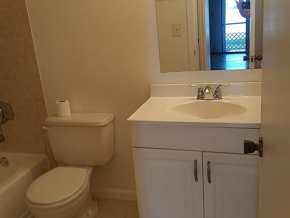 2nd image of 1460 Jefferson Dr #1460C