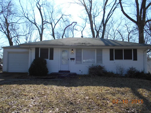 826 Bella Ln, Saint Louis, MO 63137