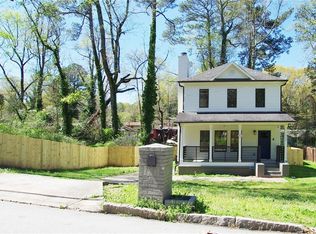 1275 Elizabeth Ave SW, Atlanta, GA 30310