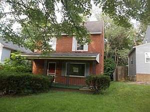 5th image of 92 Western Ave